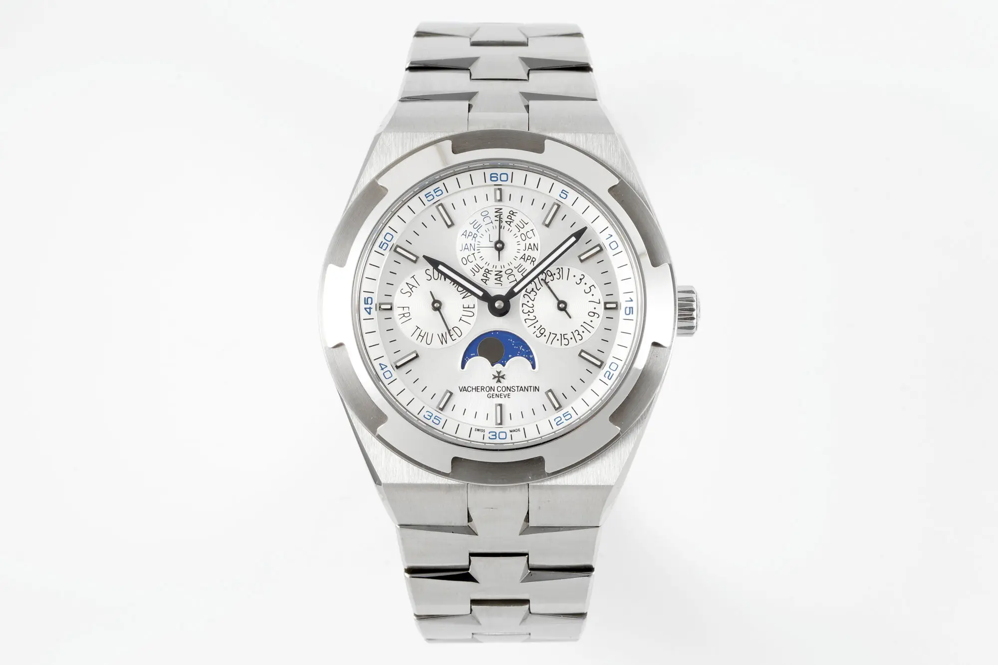 Versatile PPF Factory Vacheron Constantin Overseas 4300V Perpetual Calendar Watch – Silver Dial, Stainless Steel Bracelet, Best Super Clone Edition 7074