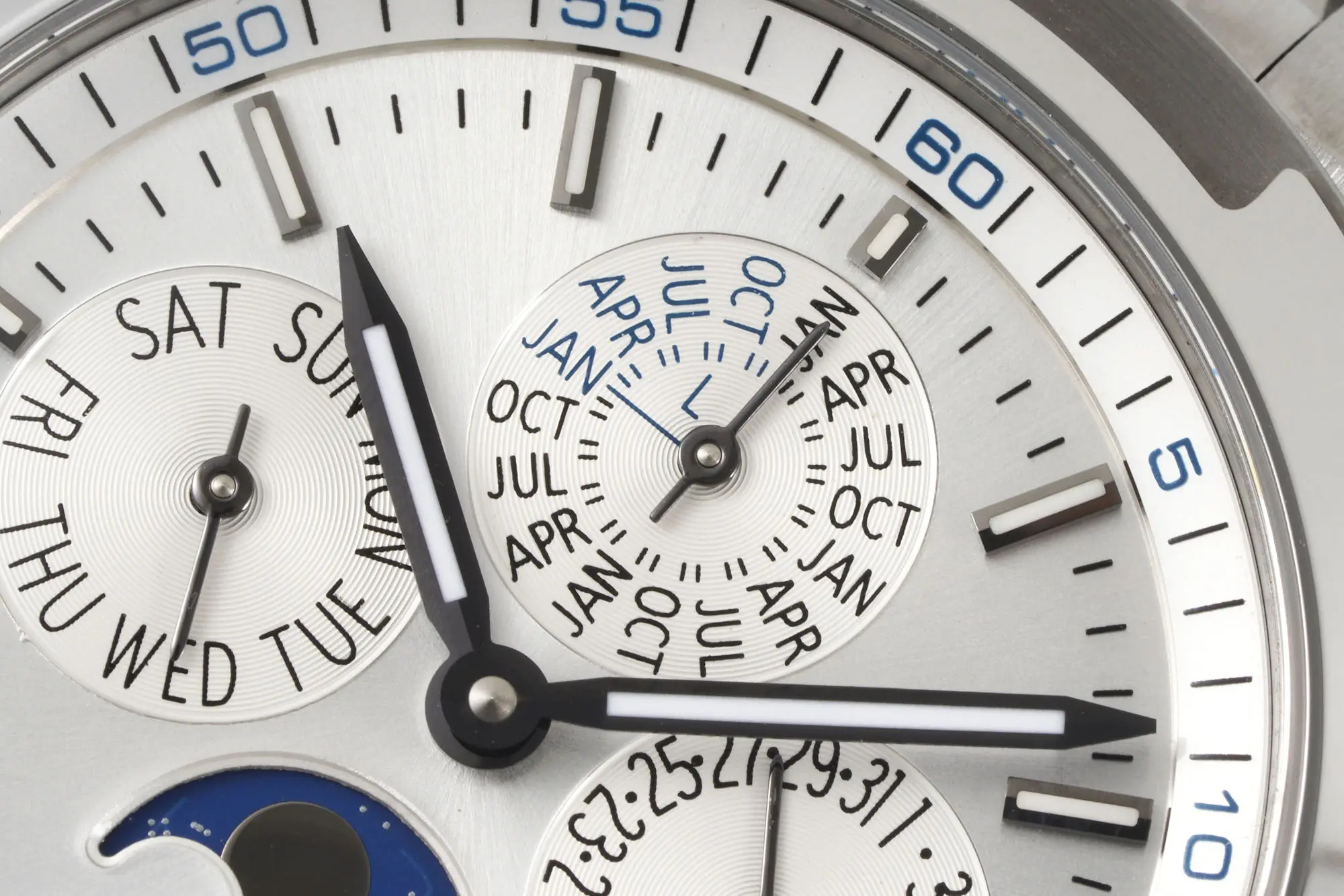 Versatile PPF Factory Vacheron Constantin Overseas 4300V Perpetual Calendar Watch – Silver Dial, Stainless Steel Bracelet, Best Super Clone Edition 7074