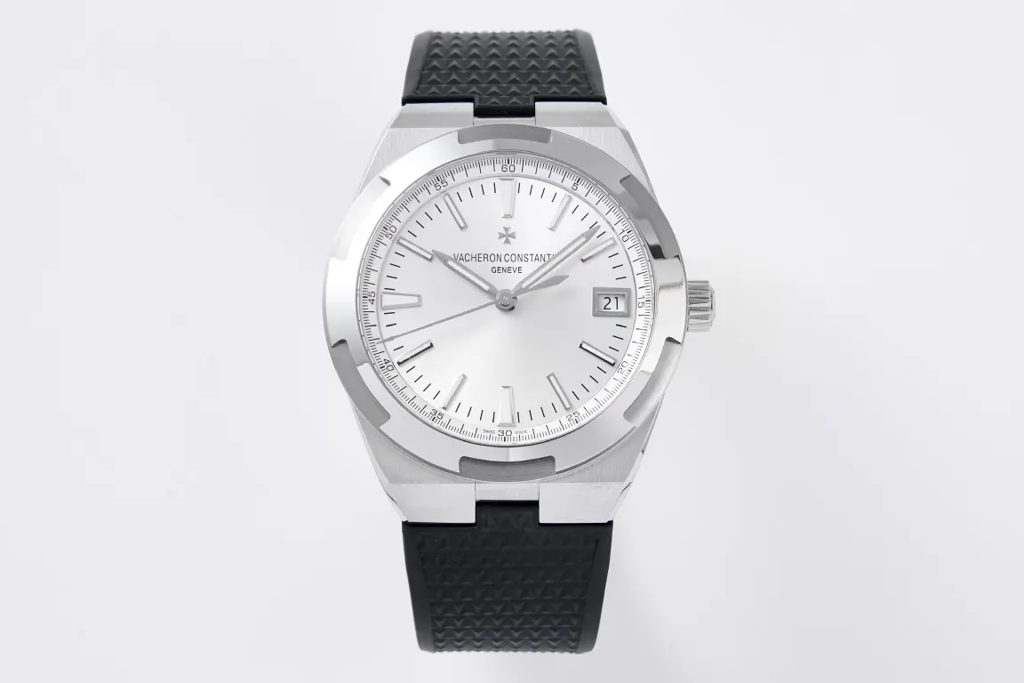 PPF Factory Vacheron Constantin Overseas 4500V Series – Silver Dial with Black Rubber Strap – Luxury Steel Super Clone Watch – Best Replica Quality HighPerformance 7173