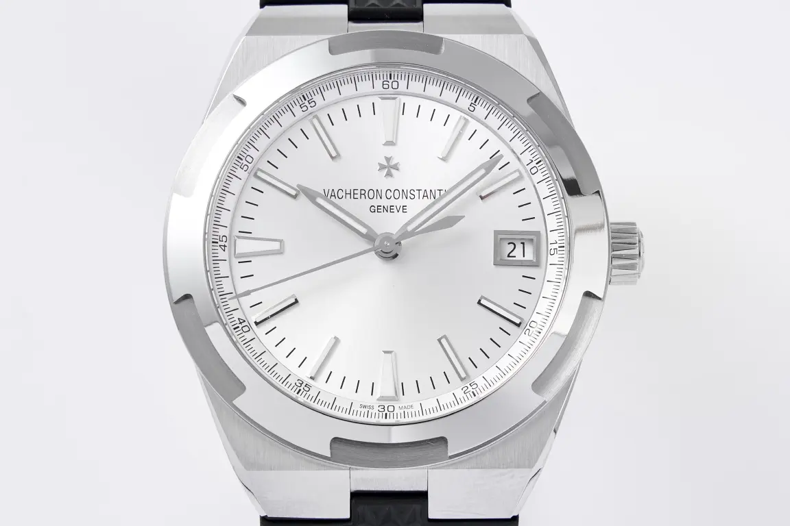 PPF Factory Vacheron Constantin Overseas 4500V Series – Silver Dial with Black Rubber Strap – Luxury Steel Super Clone Watch – Best Replica Quality HighPerformance 7173