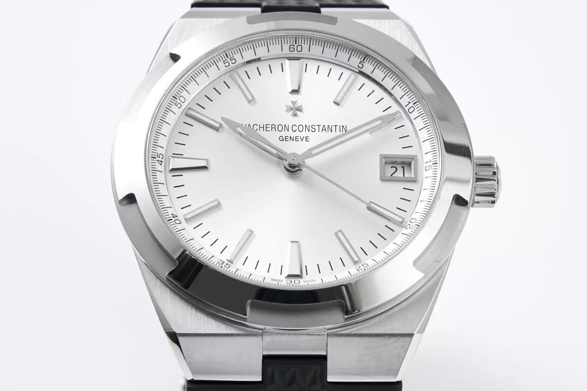 PPF Factory Vacheron Constantin Overseas 4500V Series – Silver Dial with Black Rubber Strap – Luxury Steel Super Clone Watch – Best Replica Quality HighPerformance 7173