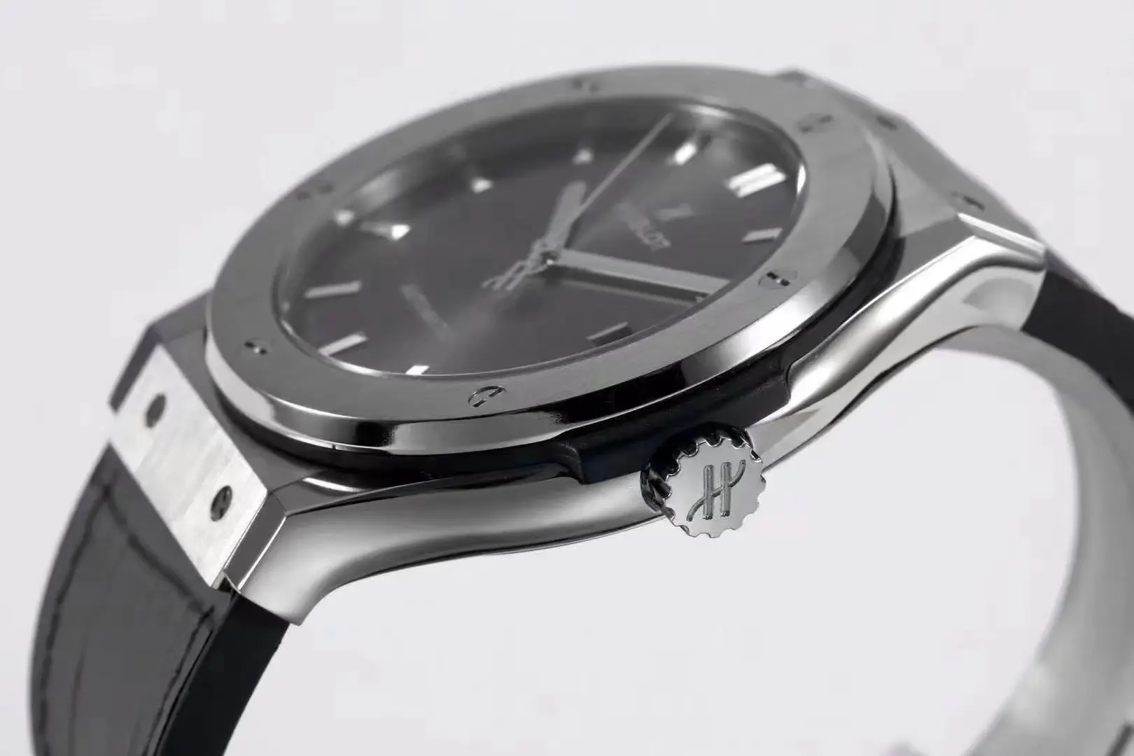 ZF Factory Hublot  Fusion Titanium Watch – Grey Dial, 45MM, Polished Brushed Case, Black Strap, Best Replica Watch Upgraded 1351