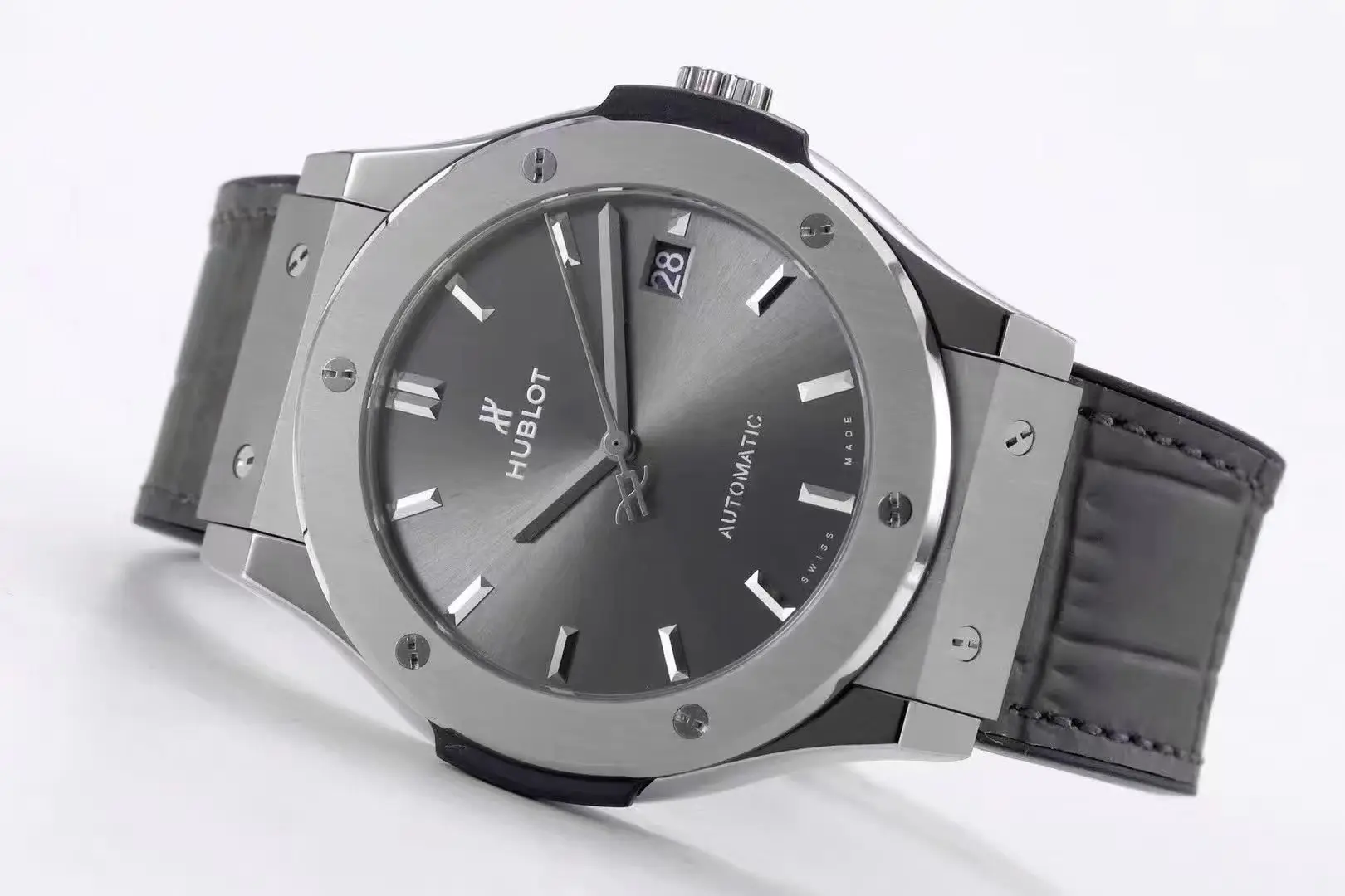 ZF Factory Hublot  Fusion Titanium Watch – Grey Dial, 45MM, Polished Brushed Case, Black Strap, Best Replica Watch Upgraded 1351