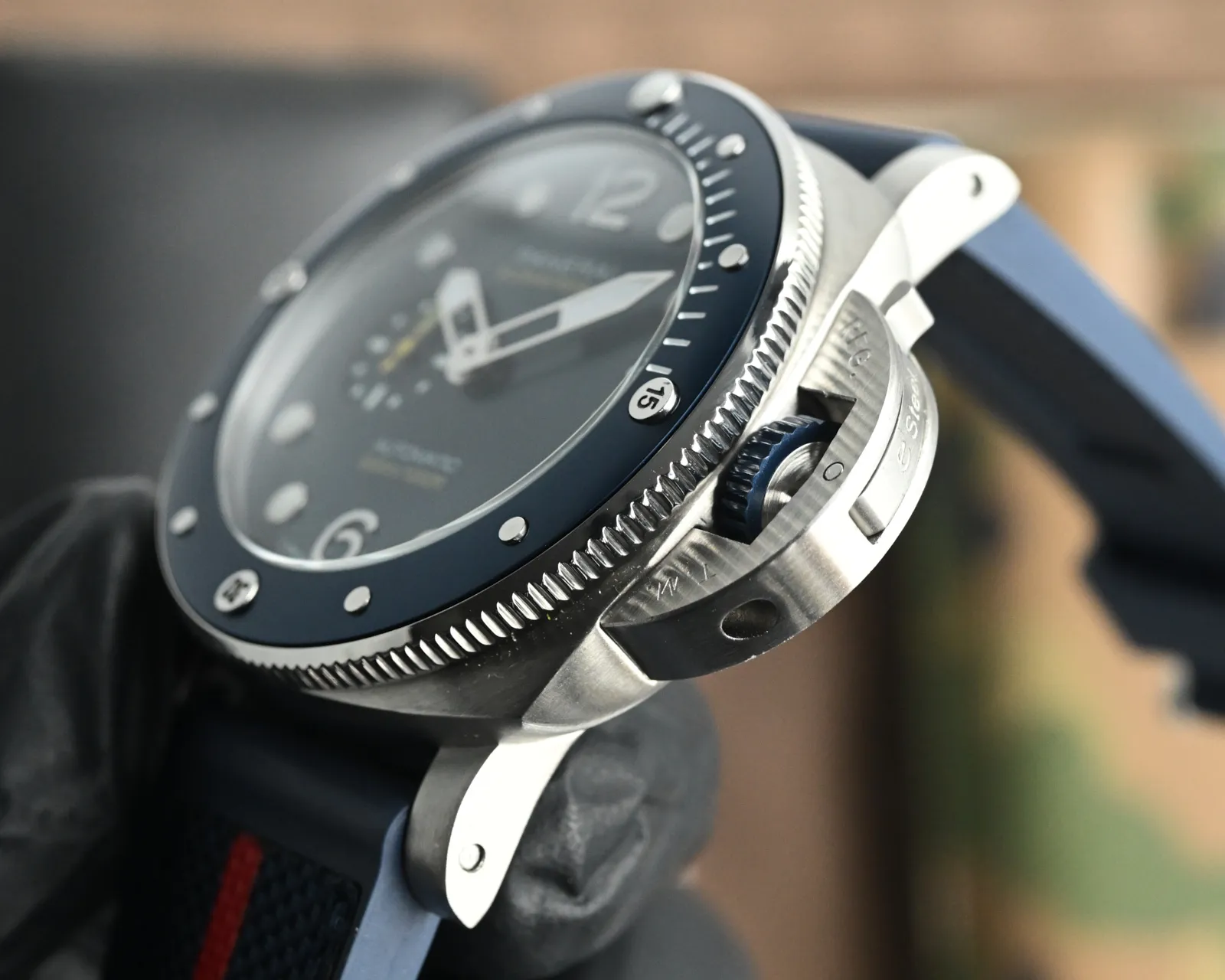 Snug VS Factory Panerai Submersible Automatic Blue Dial Men’s Diver Watch with Navy Fabric Strap and 300m Water Resistance 782
