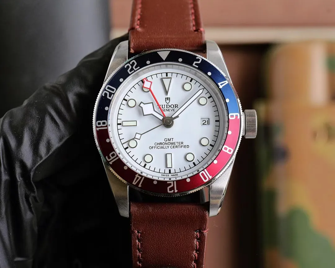 Tudor Black Bay GMT White Dial Red Blue Pepsi Bezel Brown Leather Strap Men’s Luxury Watch Trendsetting 4290