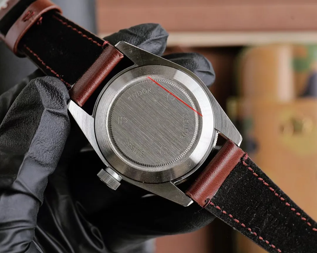 Tudor Black Bay GMT White Dial Red Blue Pepsi Bezel Brown Leather Strap Men’s Luxury Watch Trendsetting 4290