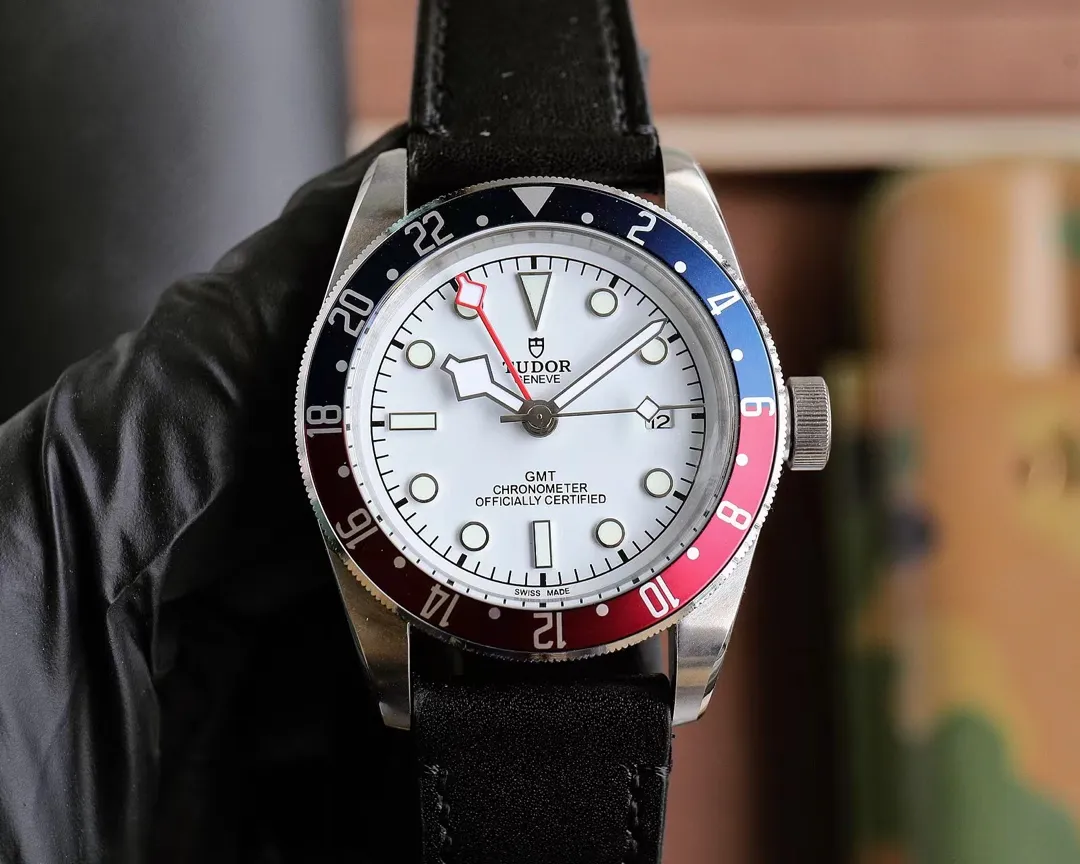 Tudor Black Bay GMT White Dial Red Blue Pepsi Bezel Brown Leather Strap Men’s Luxury Watch Trendsetting 4290
