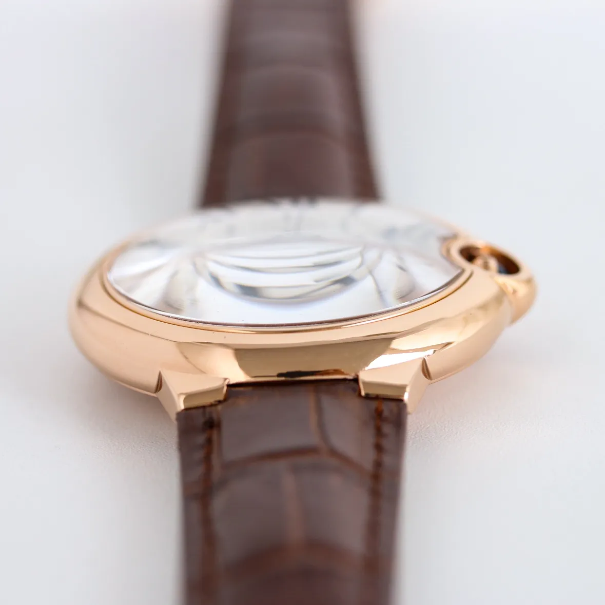 SmartChoice CARTIER Ballon Bleu 40 Automatic Brown Leather Replica Watch – High-Quality Fake Cartier Timepiece 2734