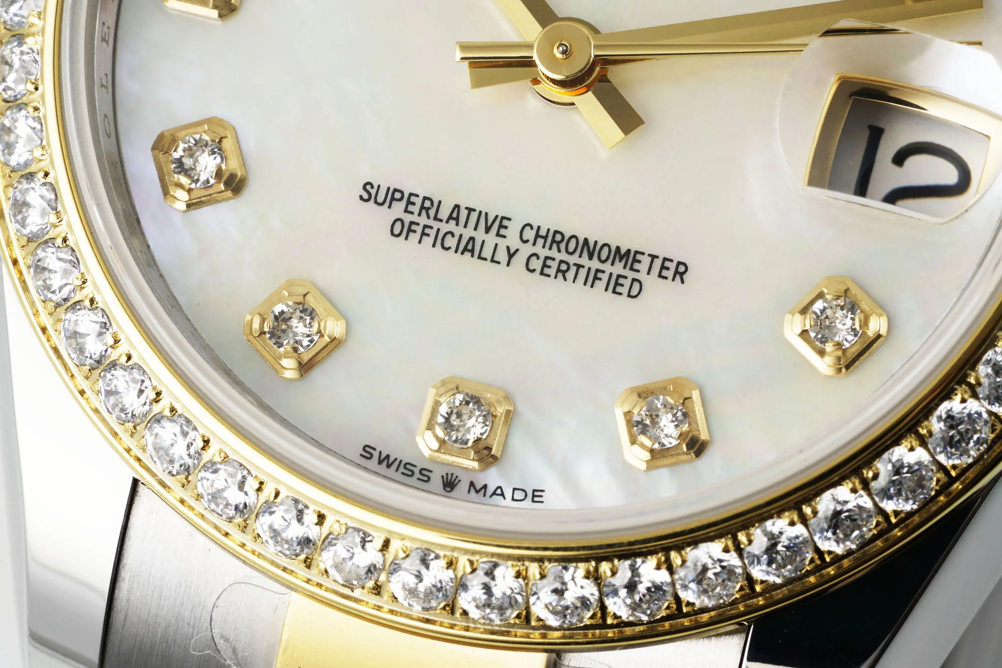 AR Factory Rolex Lady-Datejust 28mm White Mother-of-Pearl Dial Diamond Bezel Two-Tone Stainless Steel and Yellow Gold Oyster Bracelet Watch Sporty 159