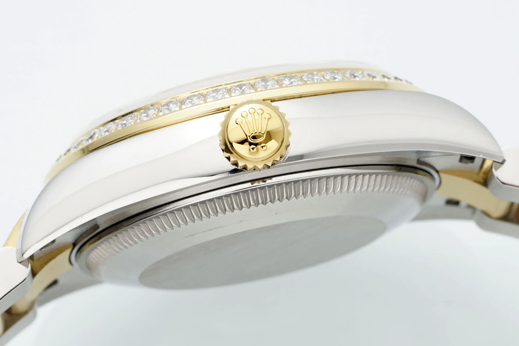 AR Factory Rolex Lady-Datejust 28mm White Mother-of-Pearl Dial Diamond Bezel Two-Tone Stainless Steel and Yellow Gold Oyster Bracelet Watch Sporty 159