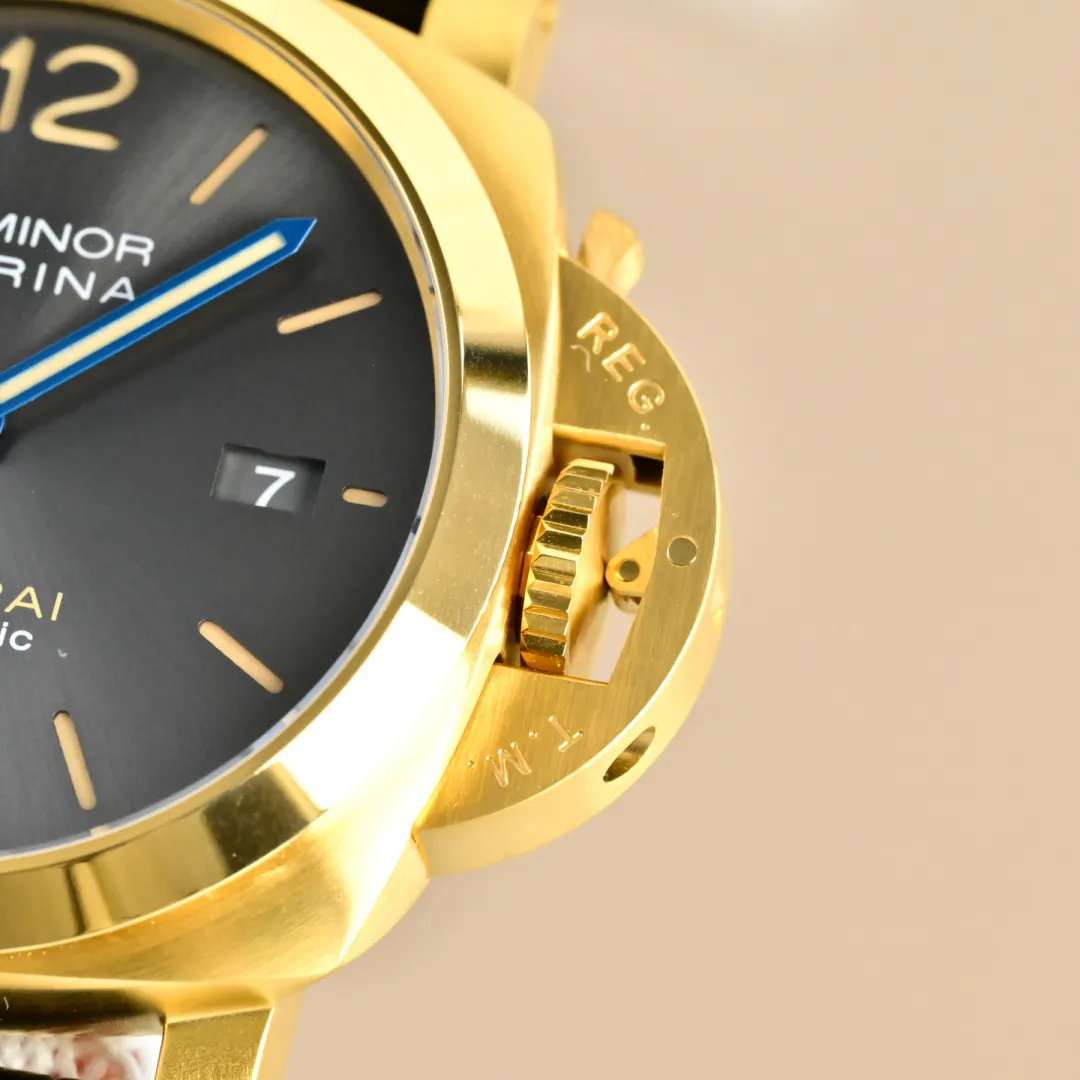 VS Factory Panerai Luminor Marina Automatic Gold Case Black Dial Men’s Watch with Black Alligator Leather Strap Reliable 792