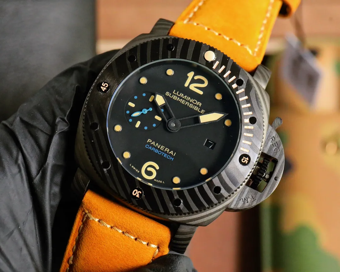 Panerai Luminor Submersible Black Ceramic Case Automatic Dive Watch with Orange Suede Strap Neat 820