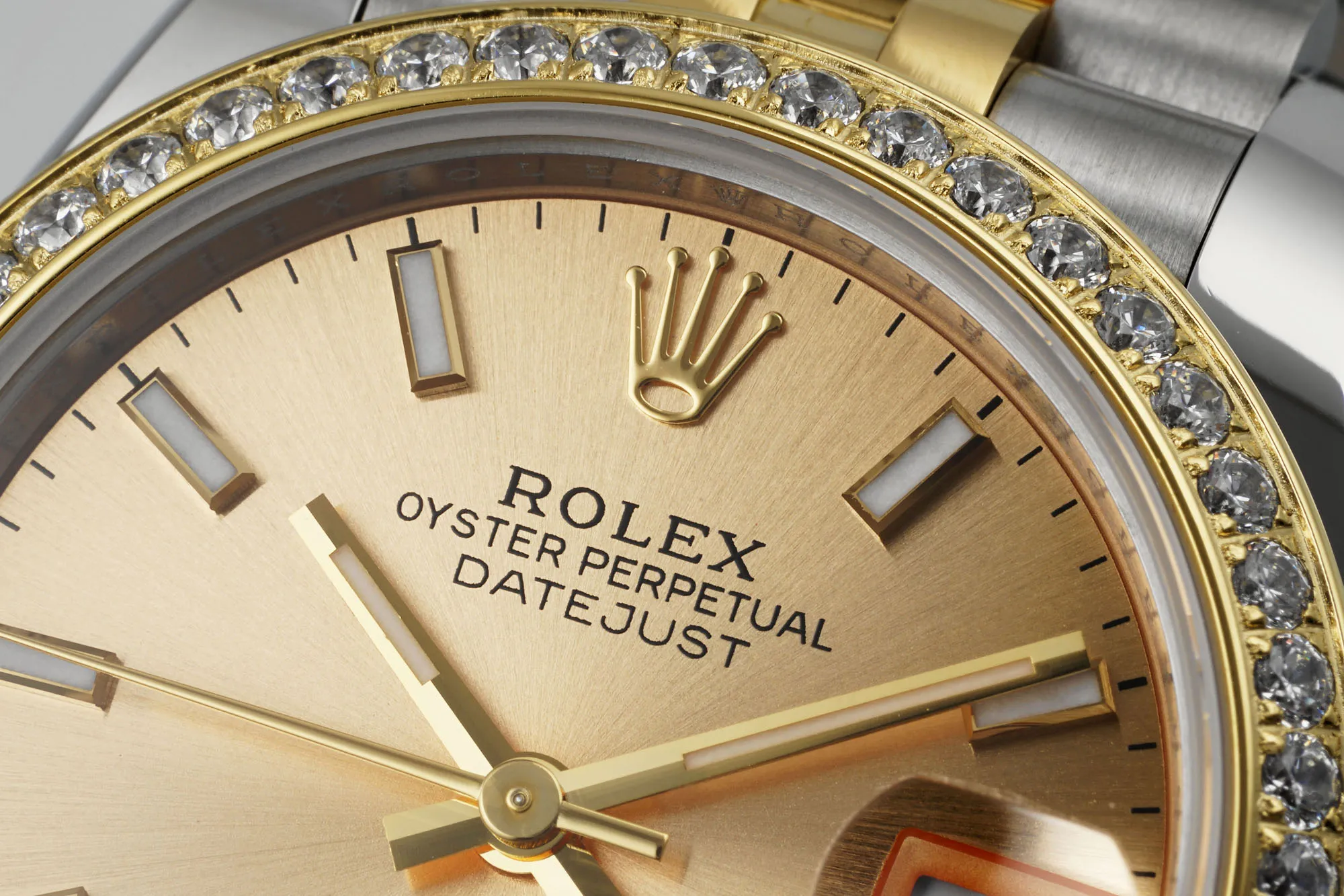 AR Factory Rolex Lady-Datejust 31mm Champagne Dial Diamond-Set Bezel Two-Tone Yellow Gold and Steel Jubilee Bracelet Luxury Watch WeatherProof 4885