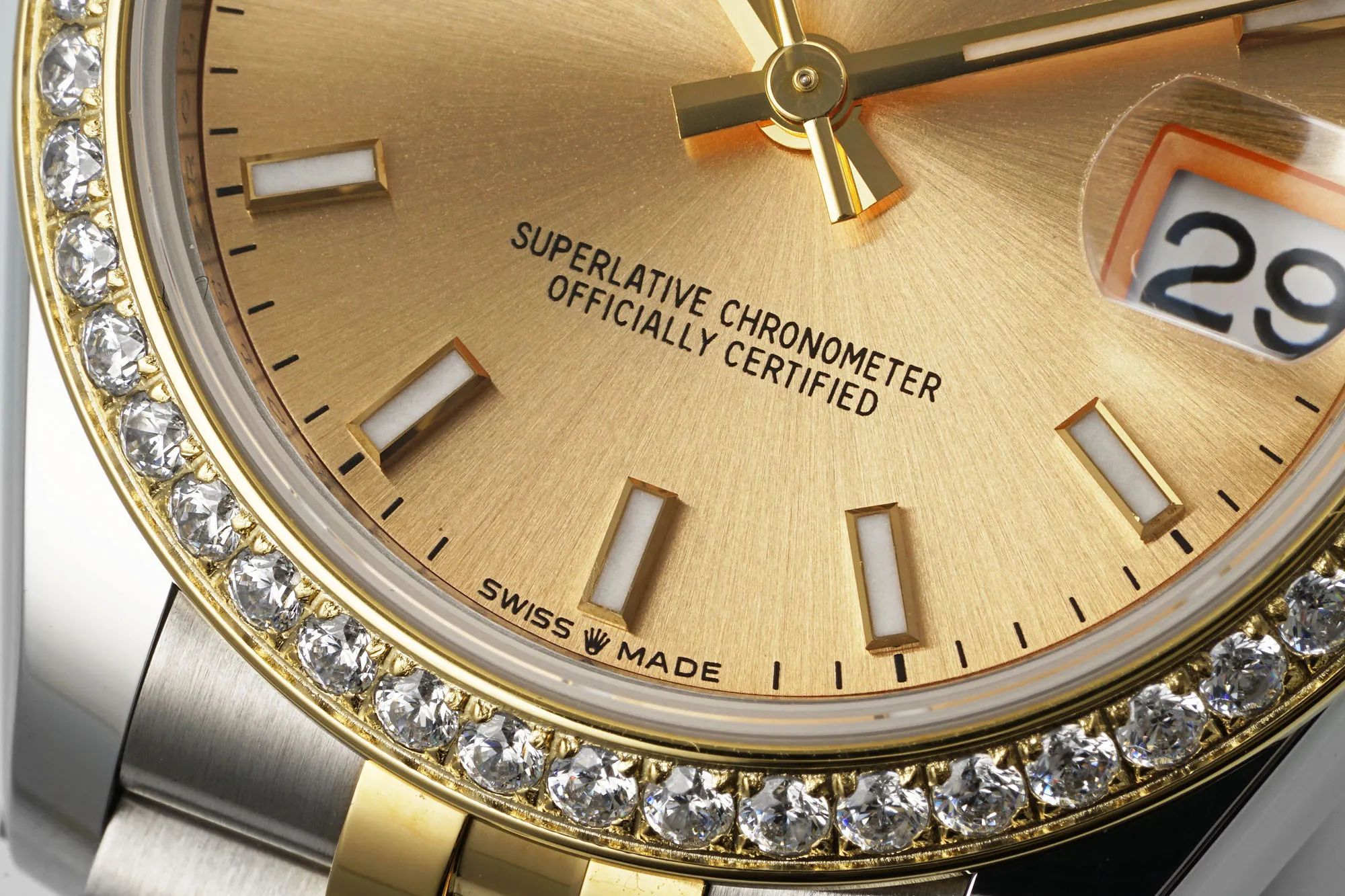 AR Factory Rolex Lady-Datejust 31mm Champagne Dial Diamond-Set Bezel Two-Tone Yellow Gold and Steel Jubilee Bracelet Luxury Watch WeatherProof 4885