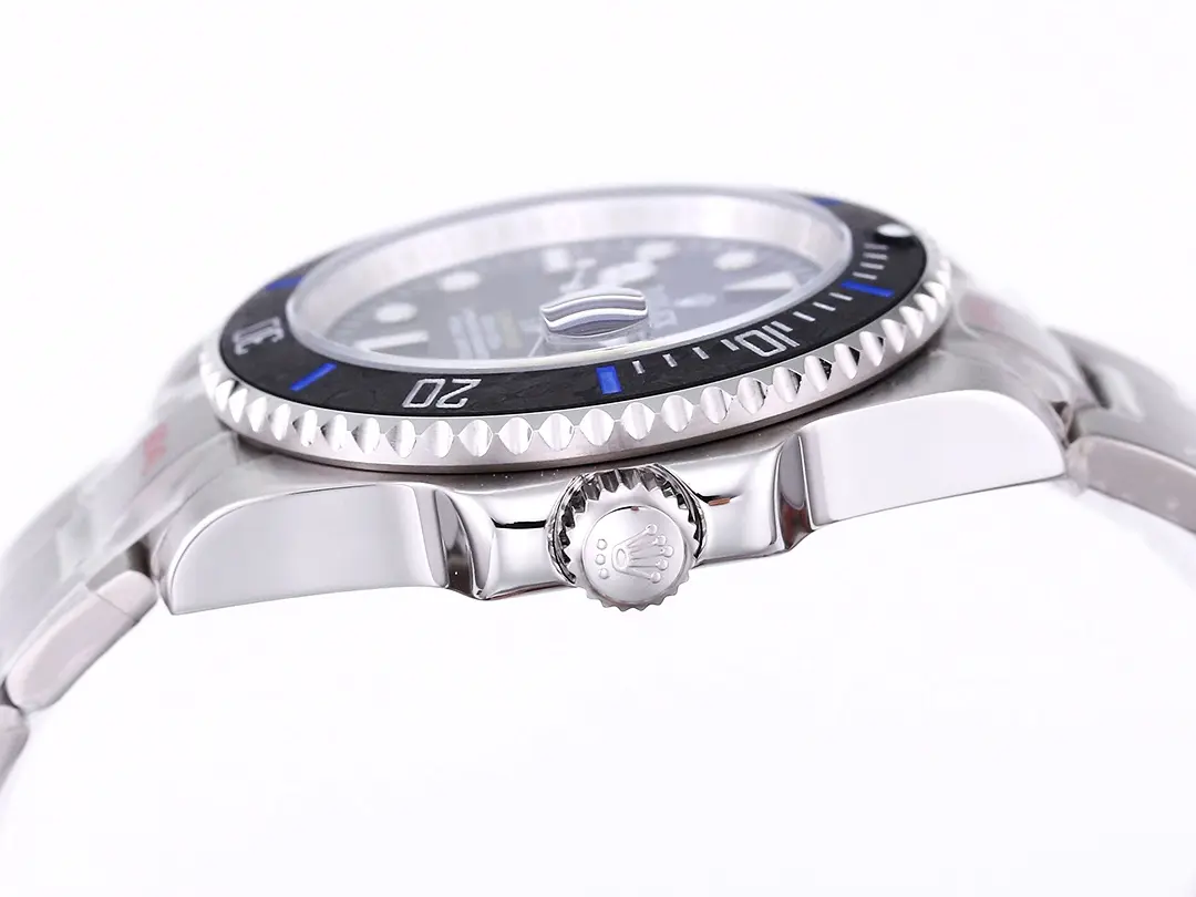 Sustainable Rolex Submariner PARAKEET – Custom Blue Gradient Dial, Carbon Fiber Bezel, Stainless Steel Luxury Watch by VSF Watches 317