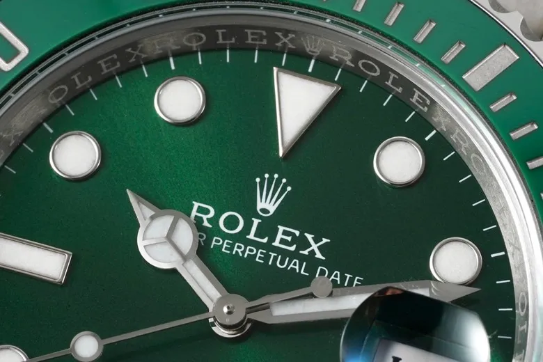 VS Factory Rolex Submariner 40mm Date Hulk Green Ceramic Bezel Stainless Steel Oyster Bracelet Watch SunProtective 312
