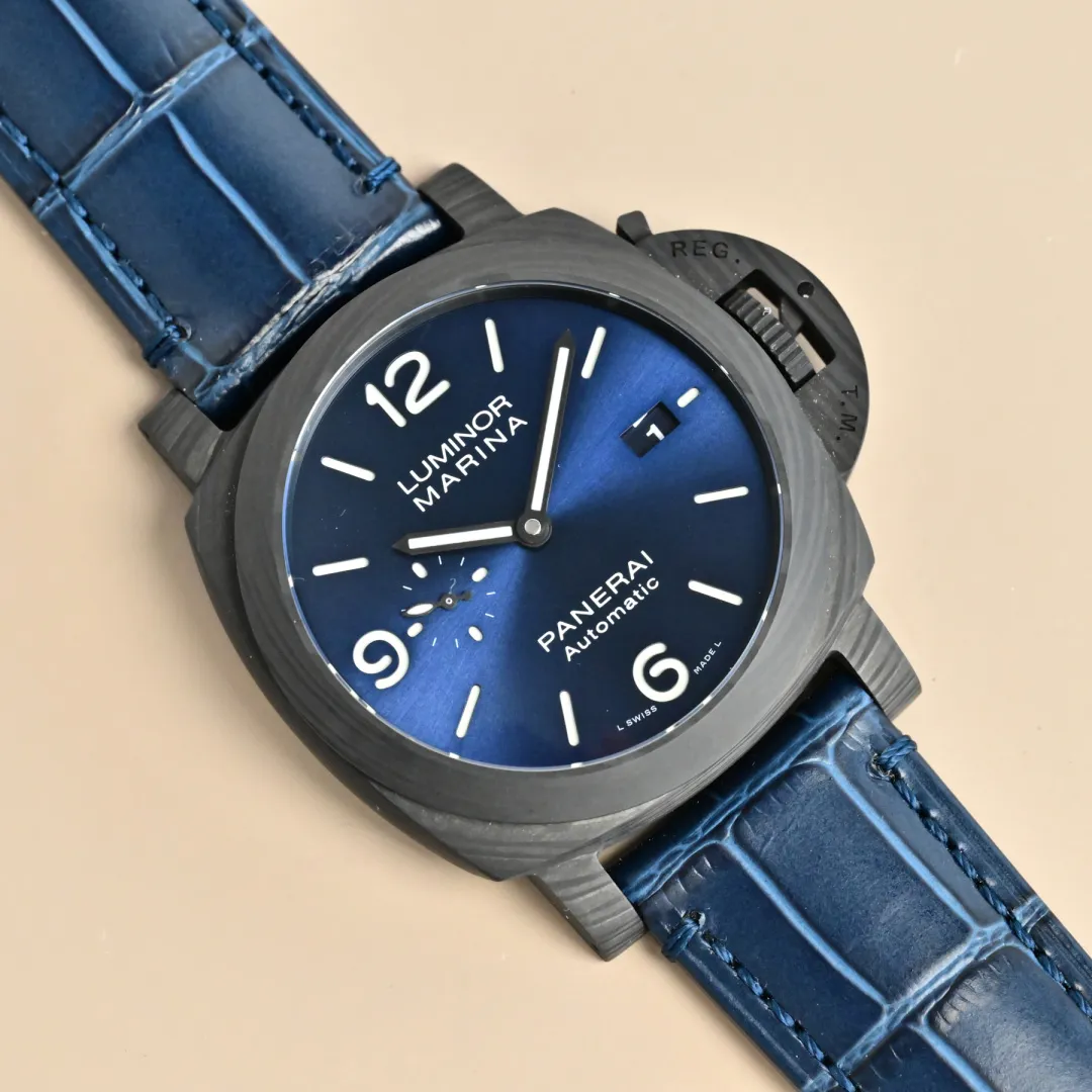 VS Factory Panerai Luminor Marina Automatic Blue Dial Black Carbon Case Blue Alligator Leather Strap Men’s Luxury Watch FlexibleFit 4406