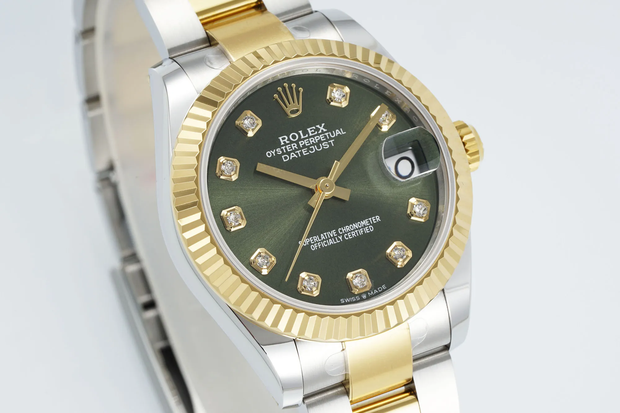 Thermal AR Factory Rolex Datejust 31mm Green Dial Diamond-Set Fluted Bezel Two-Tone Oystersteel and Yellow Gold Oyster Bracelet Watch 4999