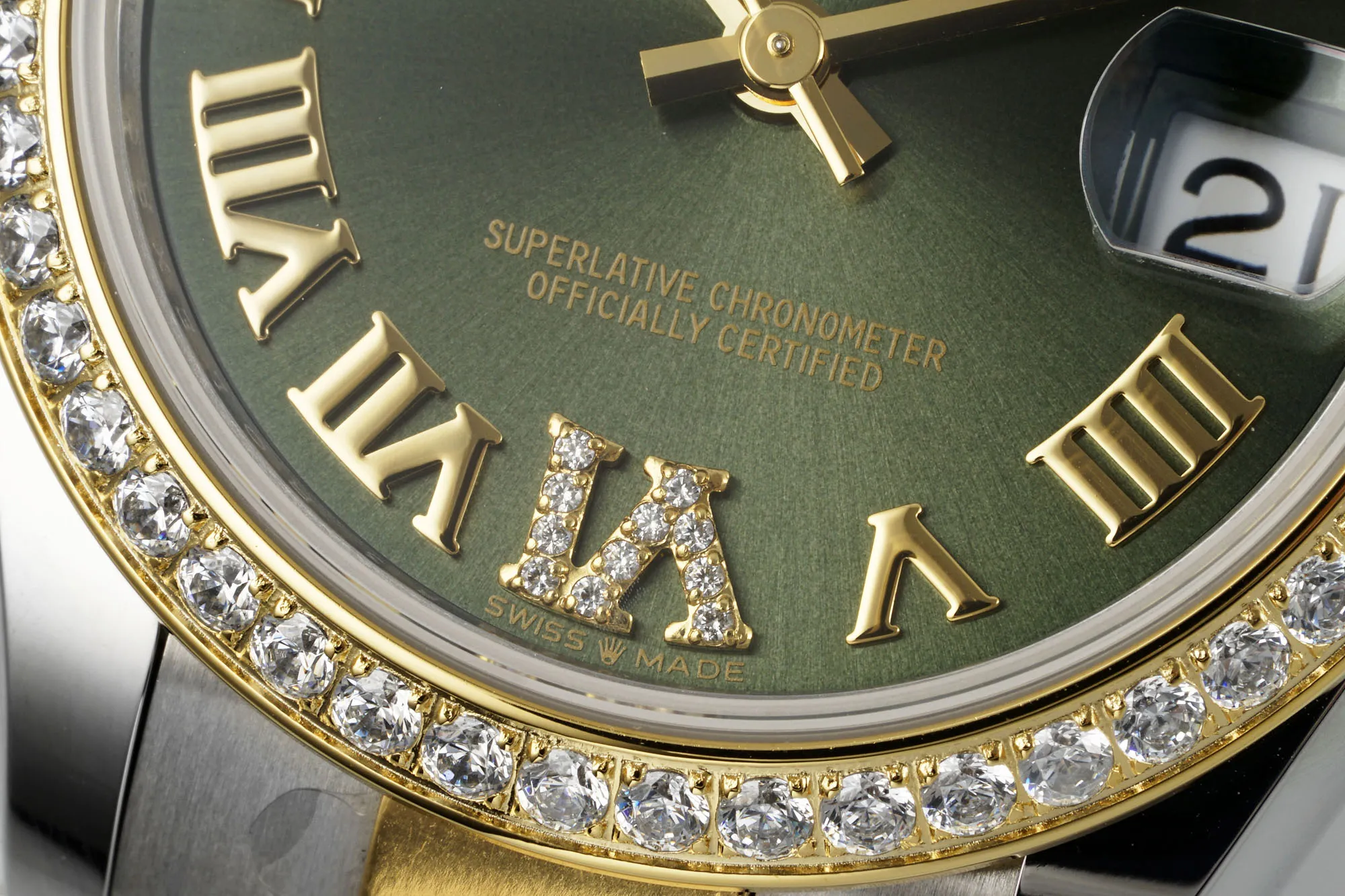 AR Factory Rolex Datejust 31mm Olive Green Roman Dial Diamond Bezel Two-Tone Steel and Yellow Gold Oyster Bracelet Ladies Watch Packable 271