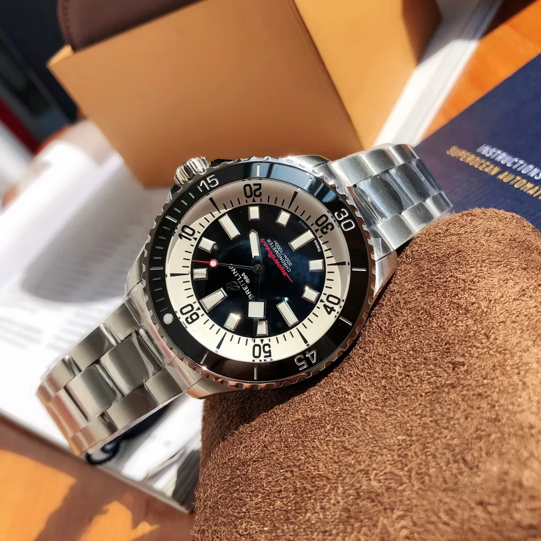 BLS Factory Breitling Superocean Automatic Black and White Panda Dial Stainless Steel Men’s Diver Wa StreetReady 2646