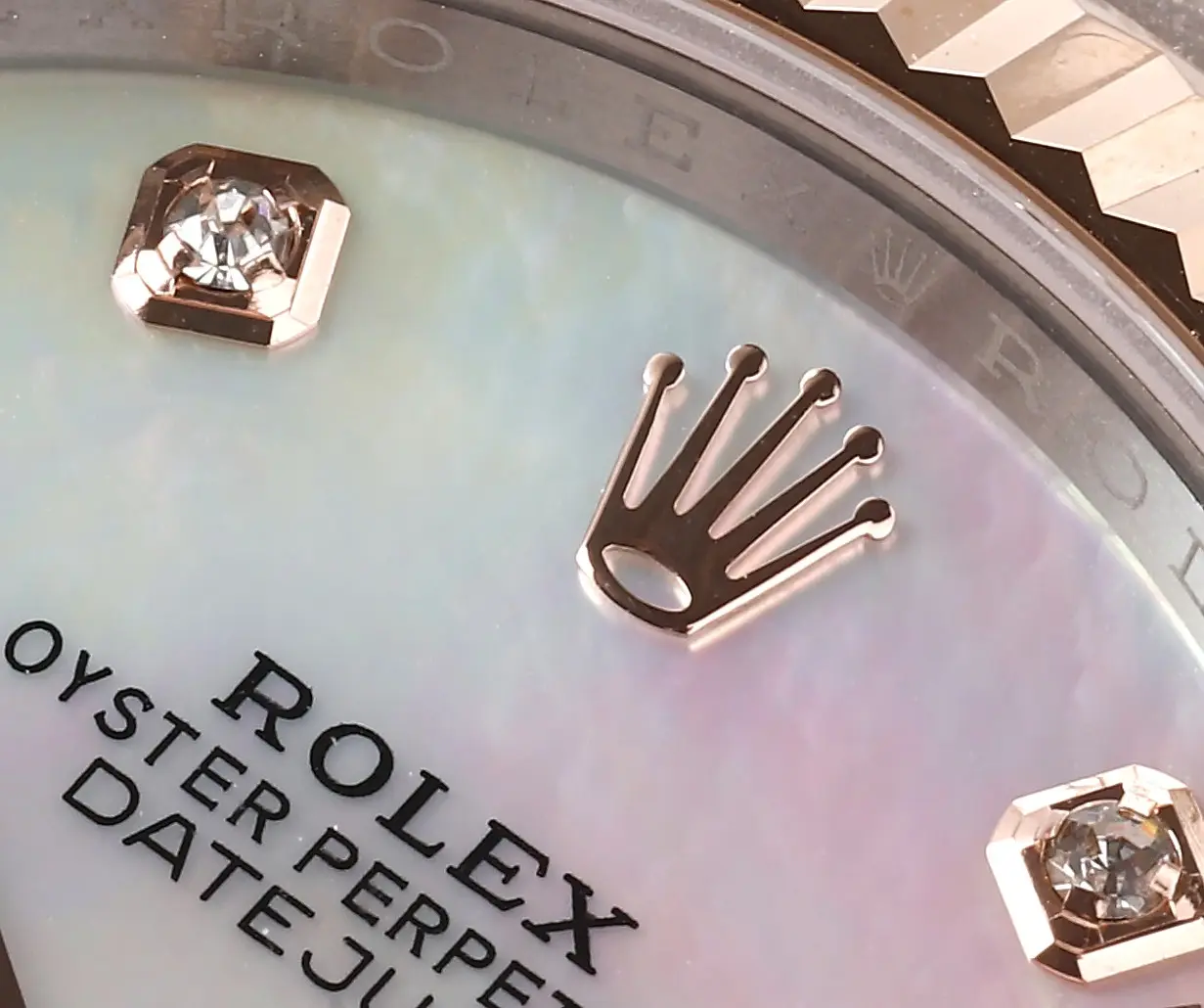 Comfortable Rolex Datejust 41mm Watch – Two-Tone Stainless Steel and Rose Gold with Pink Dial, Diamond Markers, and Super Clone Quality 152
