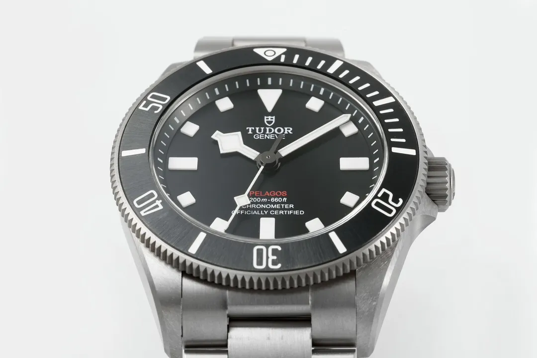 ZF Factory Tudor Pelagos Automatic Black Dial Titanium Diver’s Watch with Silver Metal Bracelet Packable 4292