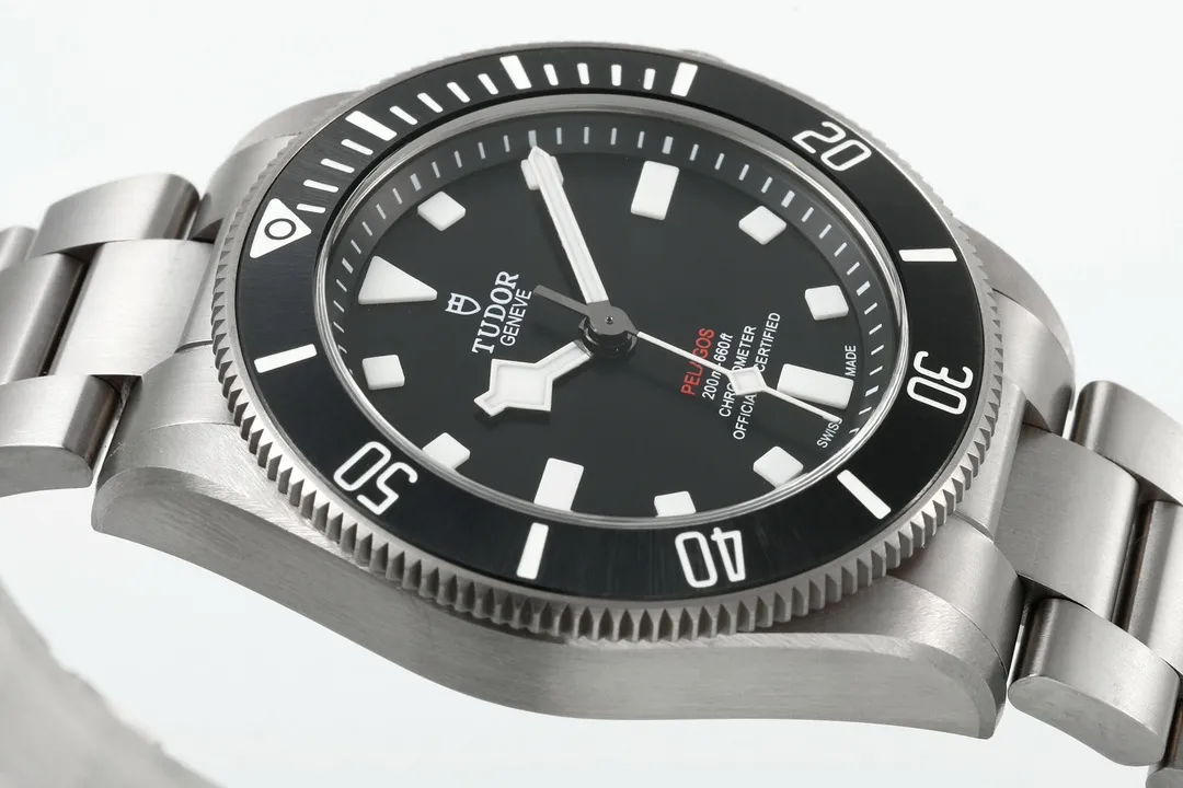 ZF Factory Tudor Pelagos Automatic Black Dial Titanium Diver’s Watch with Silver Metal Bracelet Packable 4292