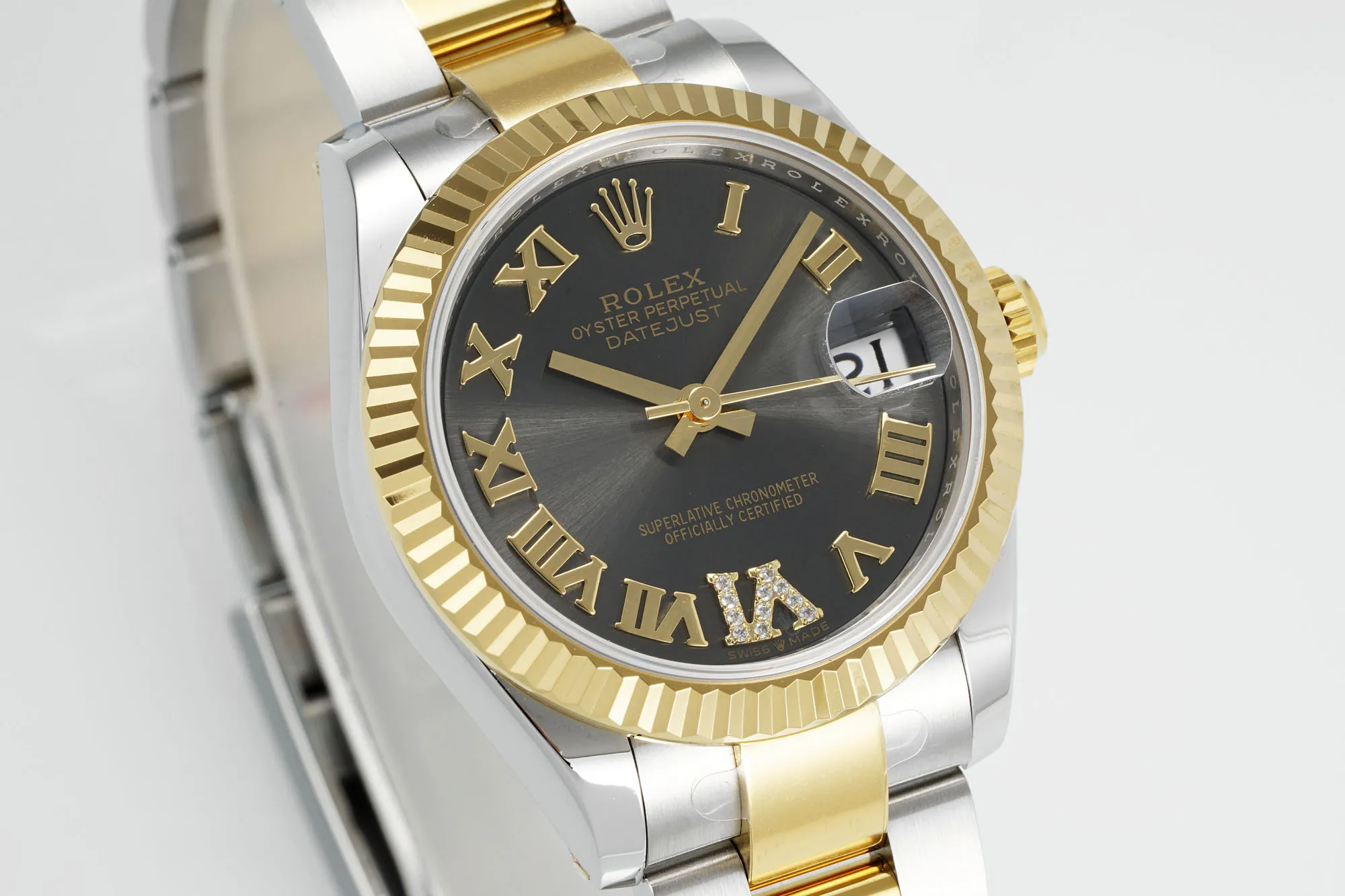 Soft AR Factory Rolex Datejust 31mm Two-Tone Yellow Gold and Stainless Steel Watch with Black Roman Numeral Dial and Fluted Bezel 193