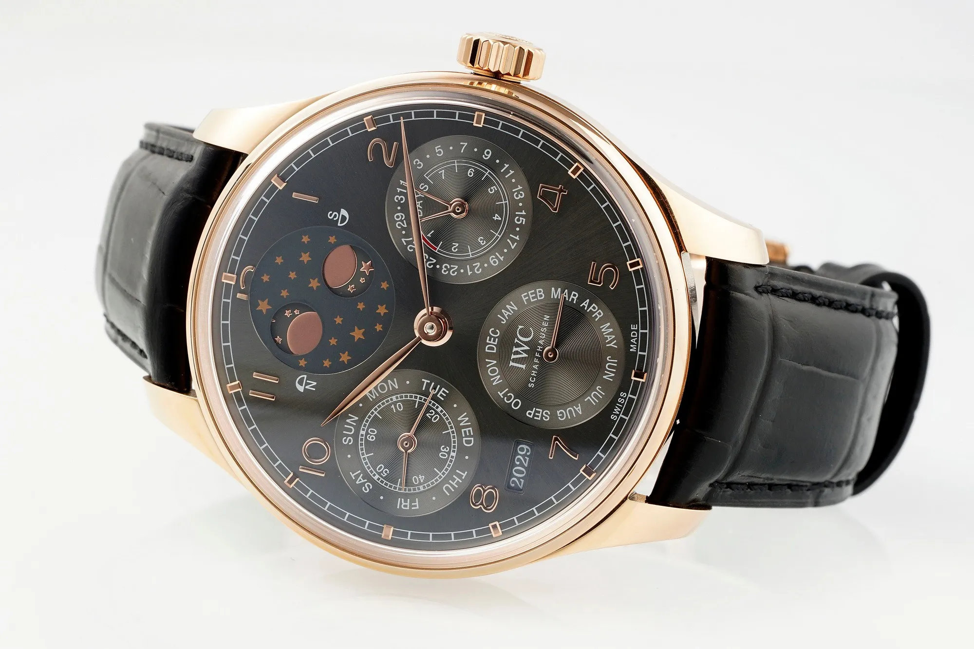IWC Portugieser Perpetual Calendar Rose Gold Automatic Men’s Watch with Black Dial and Leather Strap Lightweight 4302