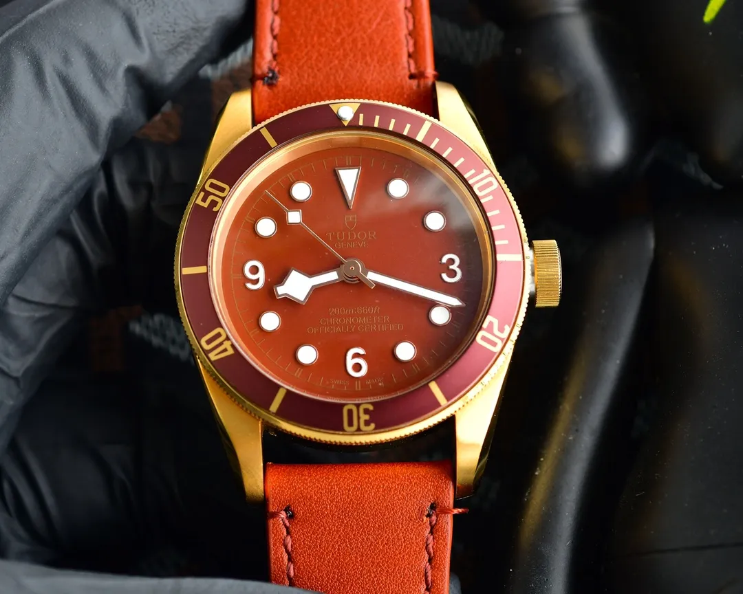 Tudor Black Bay 58 Blue Dial Gold-Tone Case Men’s Diver Watch with Navy Leather Strap Colorful 4285