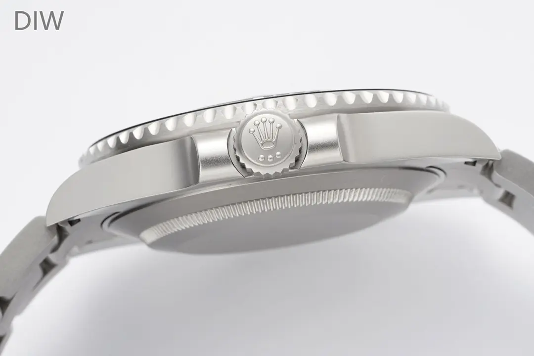 Rolex Submariner PARAKEET – Custom Black Carbon Fiber Dial,  Stainless Steel Timepiece WrinkleFree 328