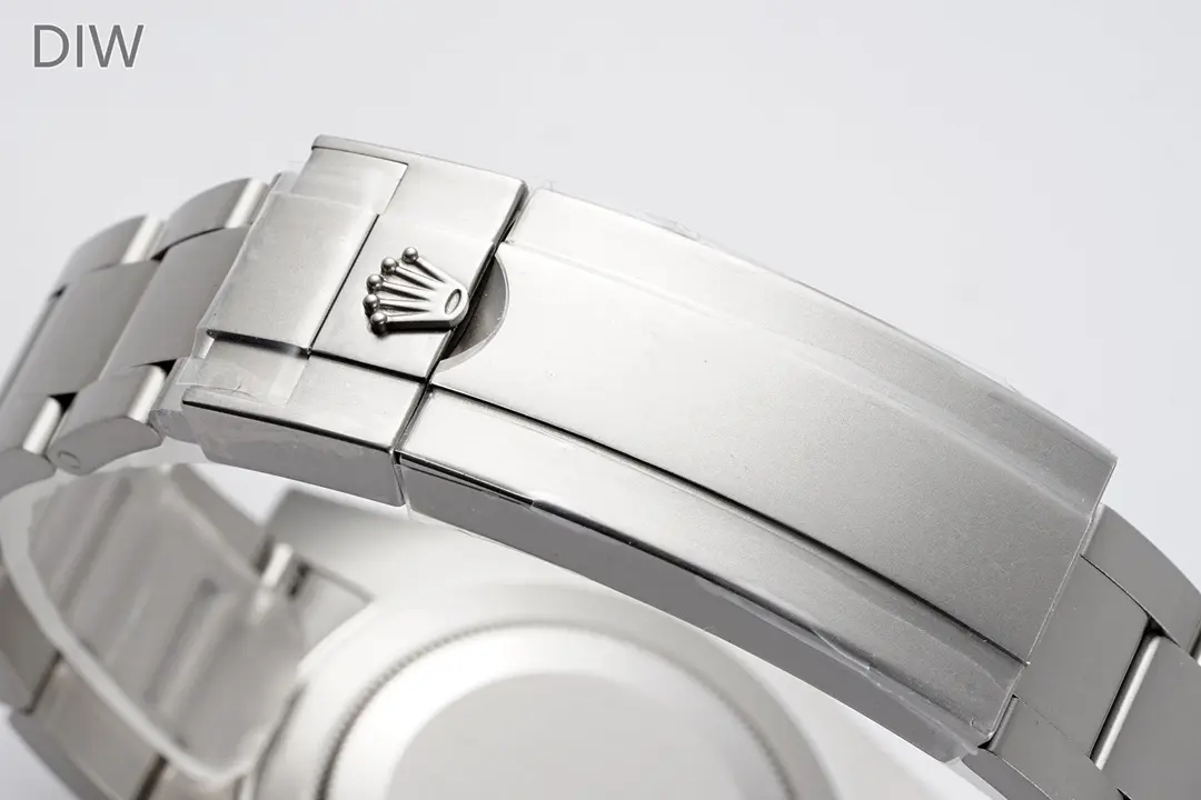Rolex Submariner PARAKEET – Custom Black Carbon Fiber Dial,  Stainless Steel Timepiece WrinkleFree 328