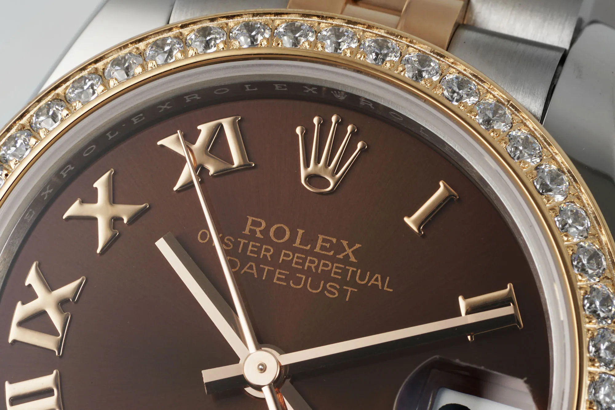 FlexibleFit AR Factory Rolex Lady-Datejust 31mm Chocolate Brown Dial with Roman Numerals, Diamond-Set Bezel, Two-Tone Oystersteel and Everose Gold Jubilee Bracelet Watch 4980