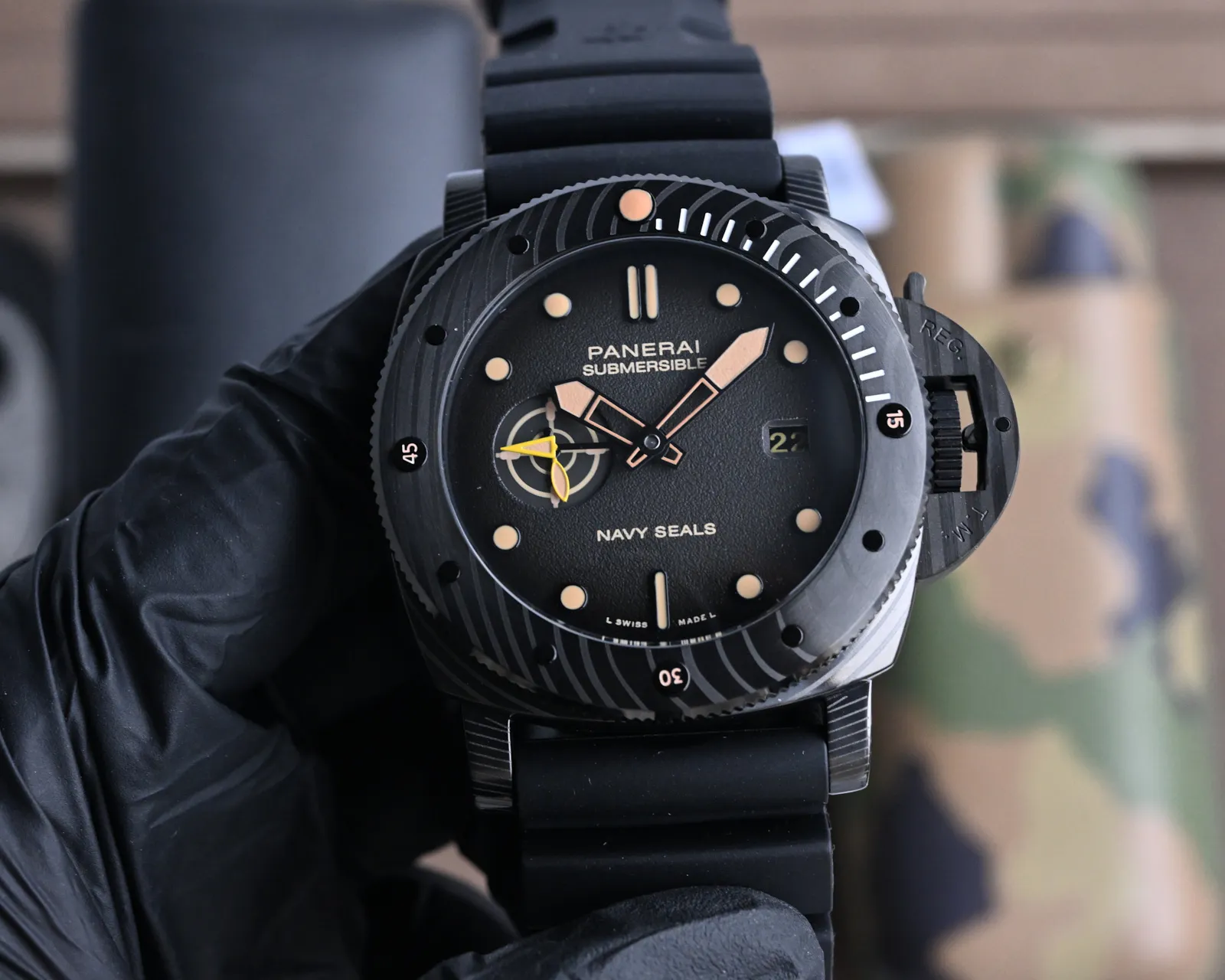 Minimalist Panerai Submersible Navy Seals Black Dial Titanium Case Camo Rubber Strap Men’s Dive Watch 819