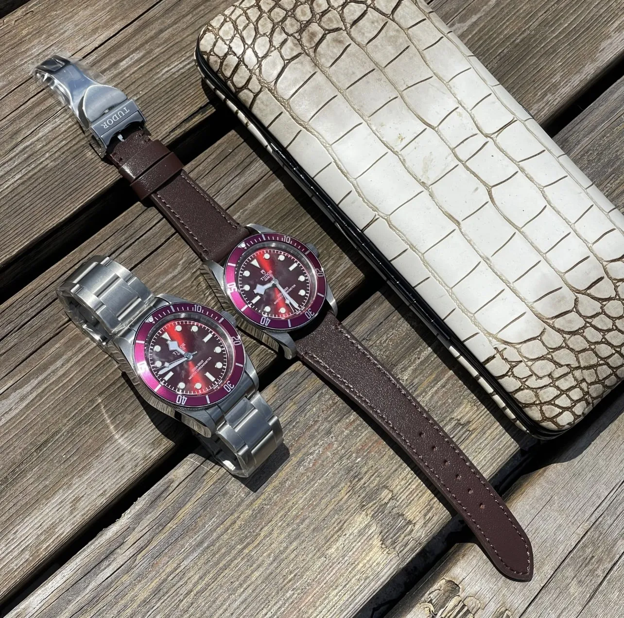 Thermal Tudor Black Bay Burgundy Red Dial Automatic Diver’s Watch with Brown Leather Strap 4286