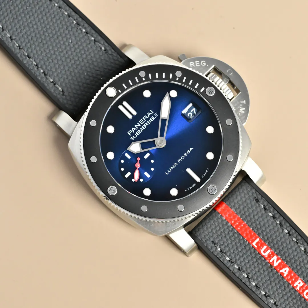 VS Factory Panerai Submersible Luna Rossa Automatic Blue Dial Grey Rubber Strap with Red Accents Men’s Dive Watch Attractive 789