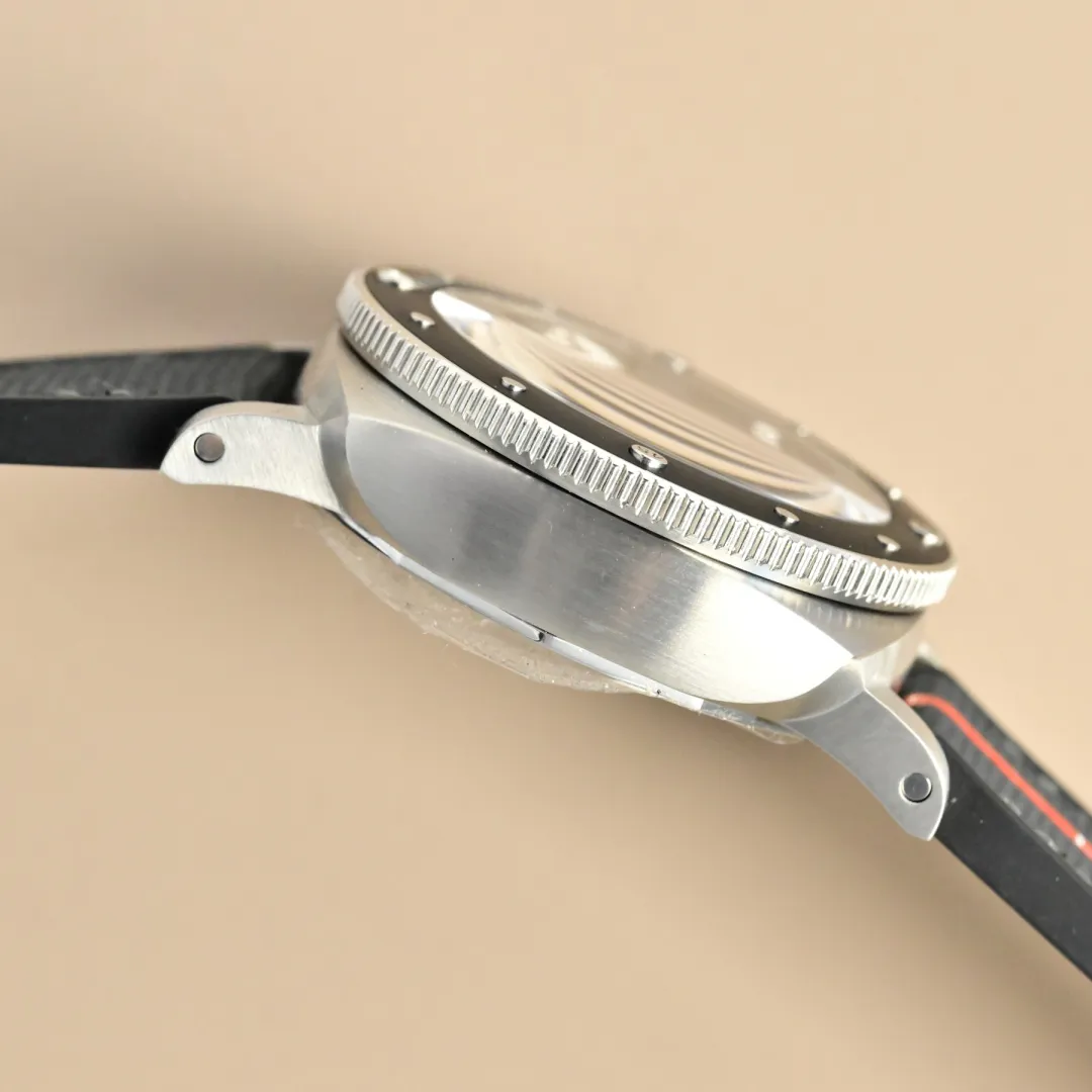 VS Factory Panerai Submersible Luna Rossa Automatic Blue Dial Grey Rubber Strap with Red Accents Men’s Dive Watch Attractive 789