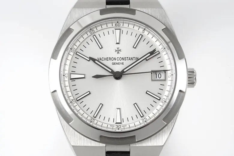 Lightweight PPF Factory Vacheron Constantin Overseas 4500V Series – Silver Dial, Black Rubber Strap, Luxury Steel Super Clone Watch – Best Replica Quality 4219