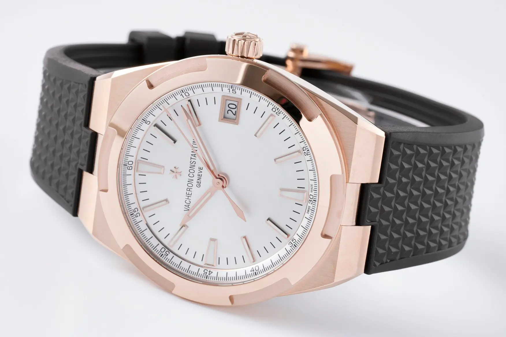UrbanStyle PPF Factory Vacheron Constantin Overseas 4500V Series – Rose Gold Case, Black Rubber Strap, Luxury Super Clone Watch 4215