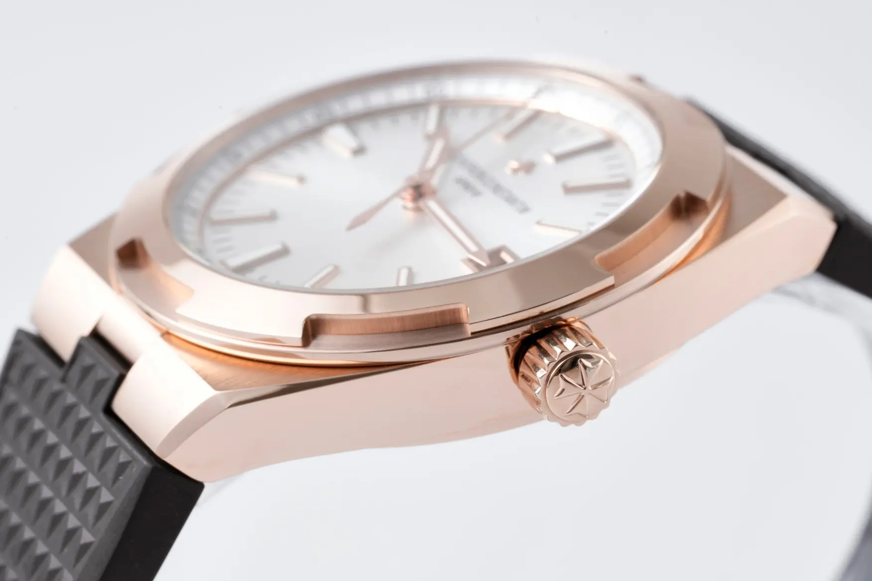 UrbanStyle PPF Factory Vacheron Constantin Overseas 4500V Series – Rose Gold Case, Black Rubber Strap, Luxury Super Clone Watch 4215