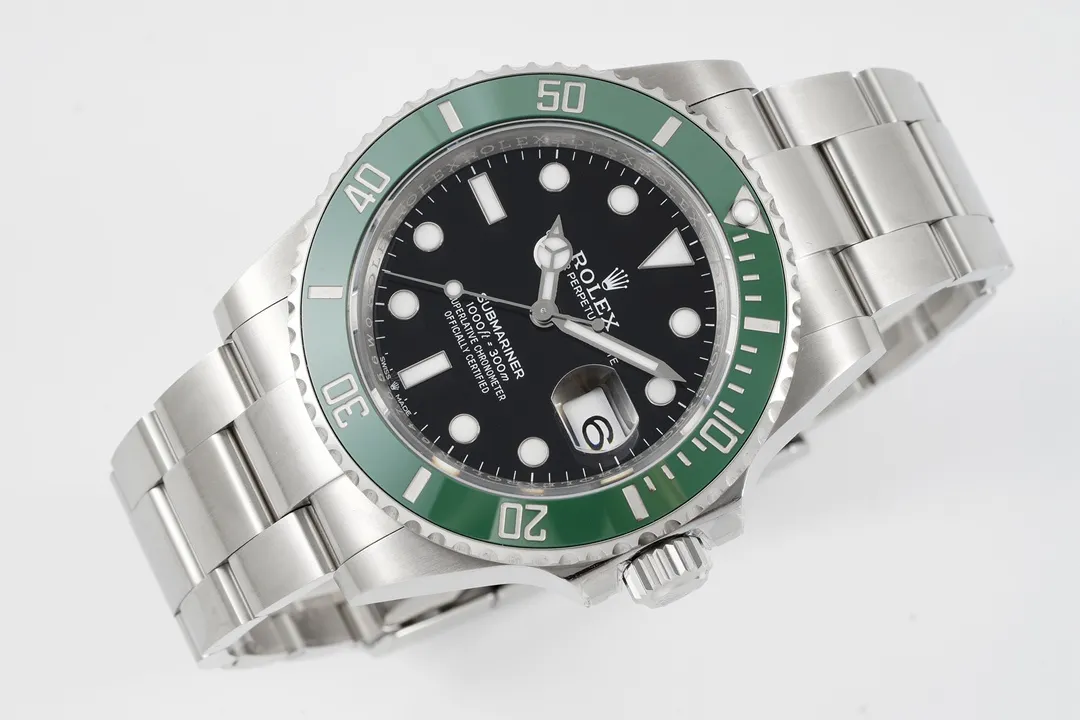MoistureWicking AR Factory Rolex Submariner Hulk Green Ceramic Bezel Black Dial Stainless Steel Automatic Watch 323