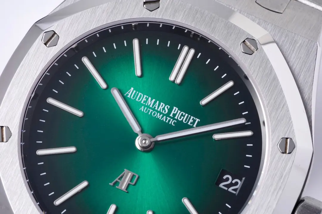 BF Factory Audemars Piguet Royal Oak 15202 Green Steel Super Clone Watch –  Replica RelaxedFit 4785
