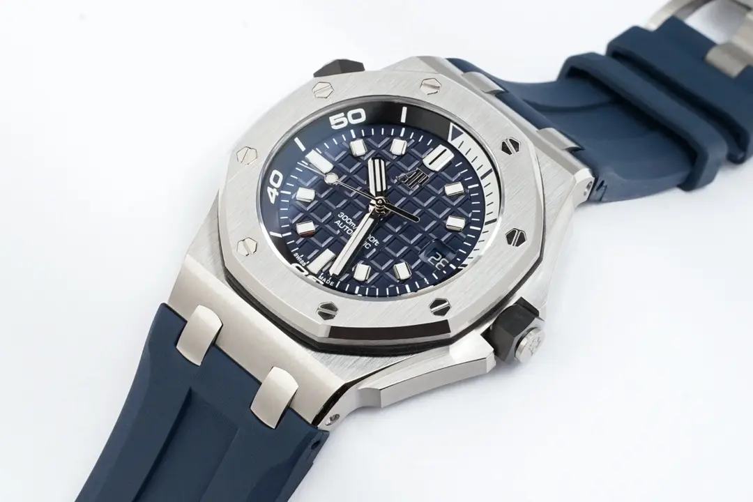 BF Factory Audemars Piguet Royal Oak Offshore 15720 Blue Rubber Super Clone Replica Watch Soft 4741