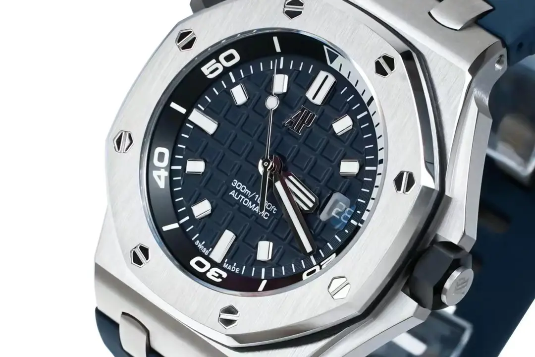 BF Factory Audemars Piguet Royal Oak Offshore 15720 Blue Rubber Super Clone Replica Watch Soft 4741