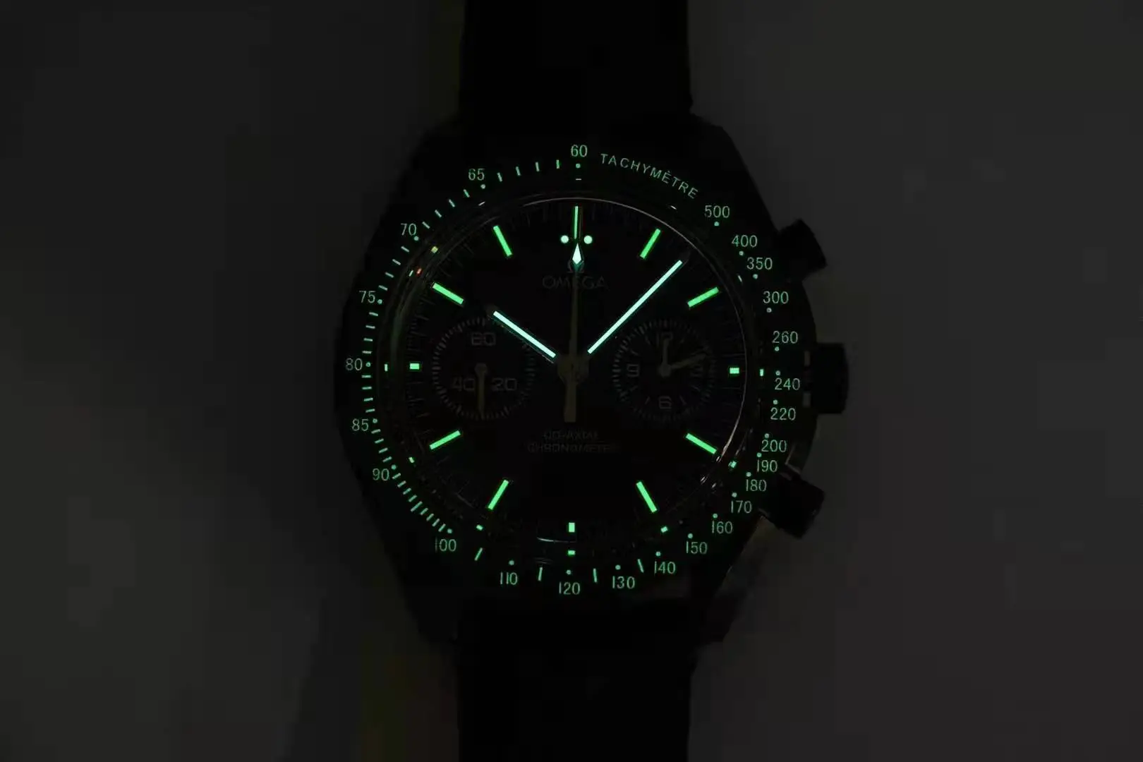 Unisex OS Factory Omega Speedmaster Dark Side of the Moon Black Chronograph VSF Luxury Timepiece 6986