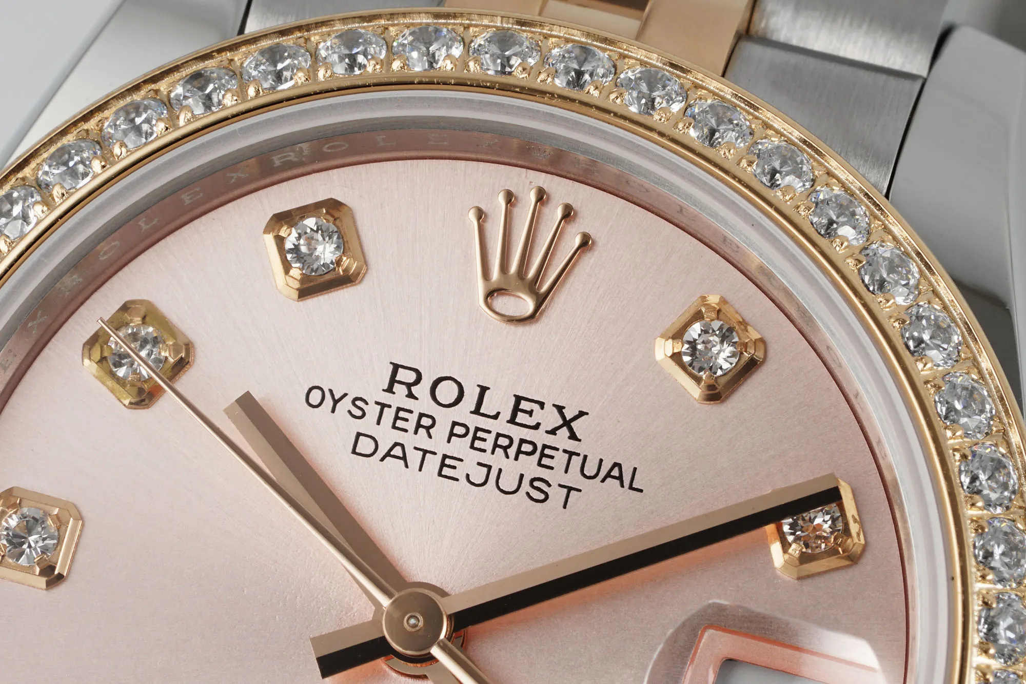 AR Factory Rolex Datejust 31mm Two-Tone Oystersteel and Yellow Gold Pink Dial Diamond Bezel Jubilee Bracelet Women’s Watch Minimalist 4901