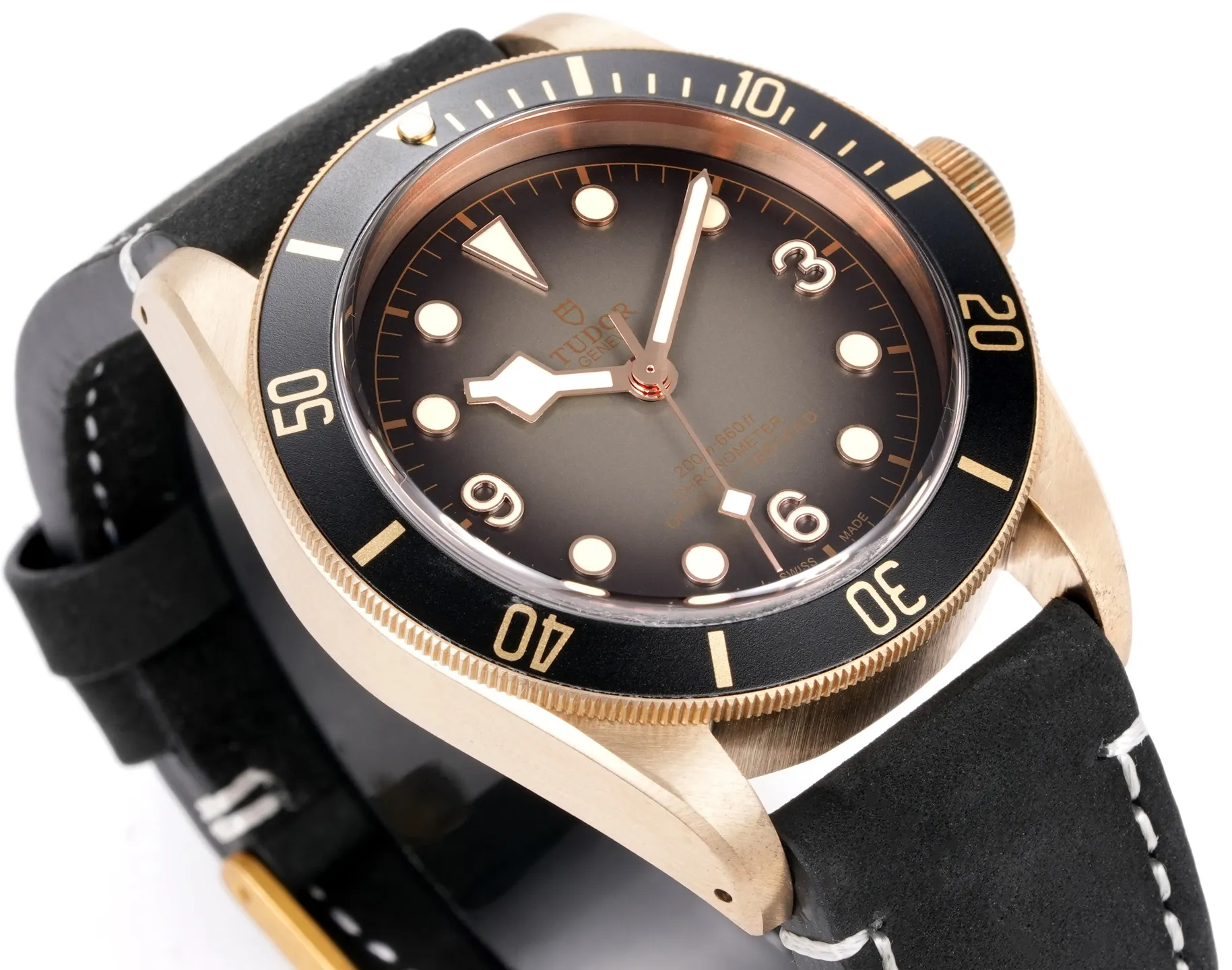 Tudor Black Bay Bronze Automatic Diver’s Watch with Black Dial, Rotating Bezel, and Black Leather Strap Cozy 4283