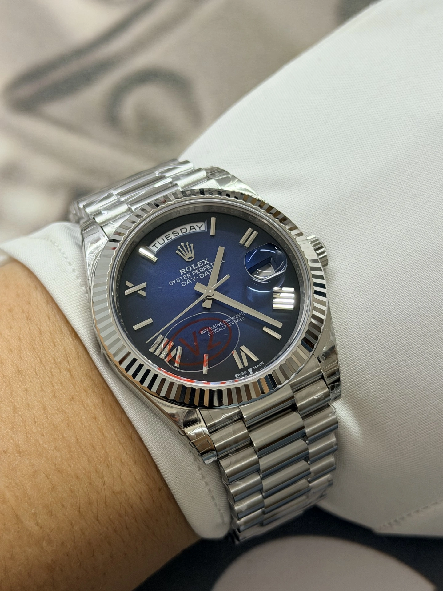 WellDesigned CBD Factory Rolex Day-Date 40mm White Gold Gradient Blue Roman Dial (228239) 1:1 Super Clone – DD3255 Movement 122