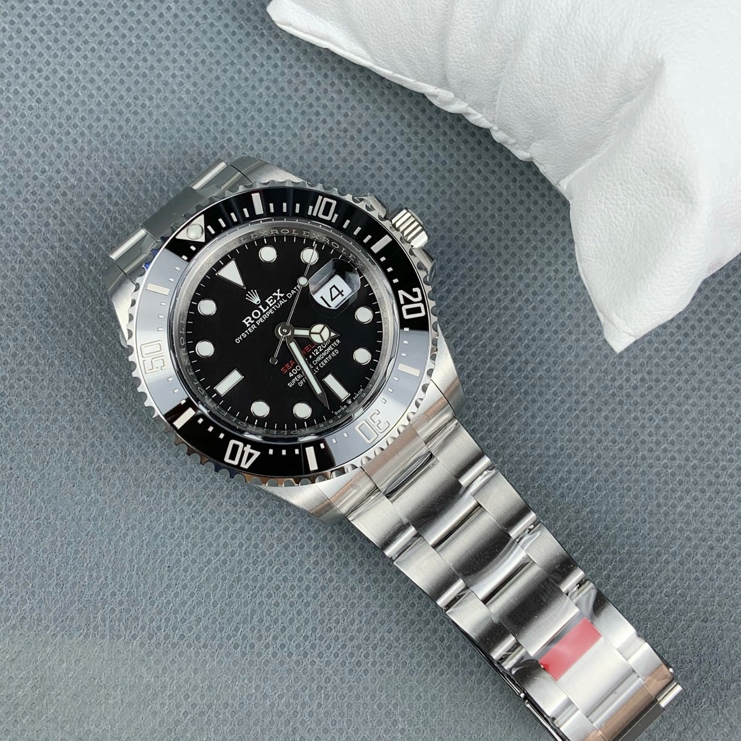 Reliable CBD Factory Rolex Sea-Dweller 43mm “Single Red” Black Dial Ceramic Bezel Oyster Bracelet (126600) 1:1 Super Clone – DD3235 Movement 184