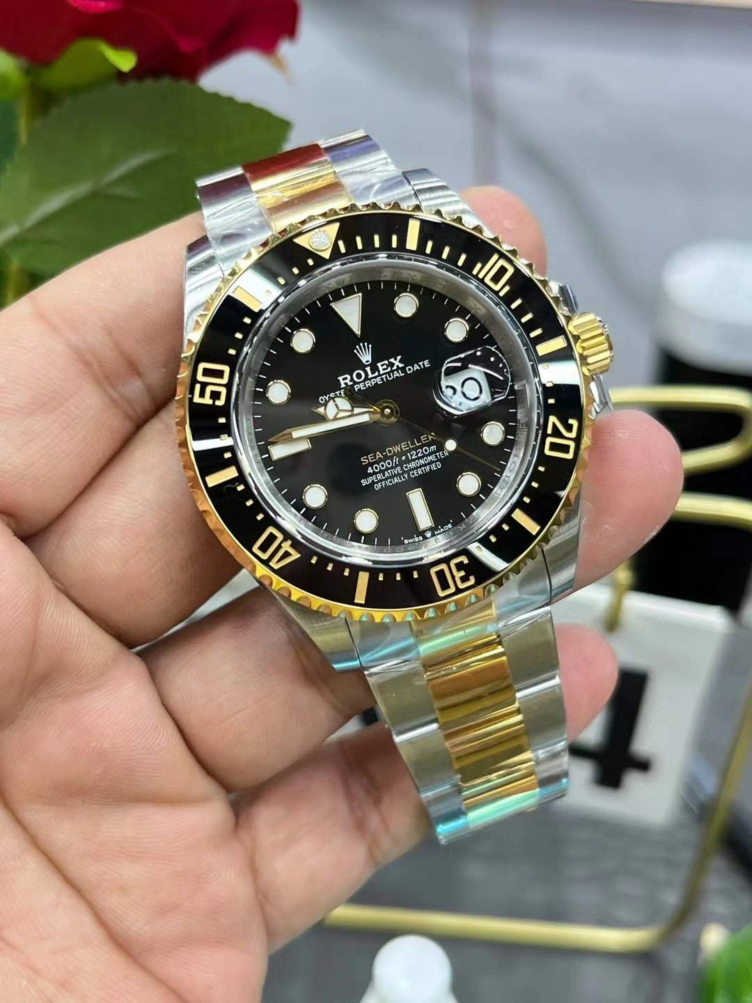 CBD Factory Rolex Sea-Dweller 43mm Two-Tone Yellow Gold Black Dial Ceramic Bezel Oyster Bracelet (126603) 1:1 Super Clone – DD3235 Movement Sporty 185